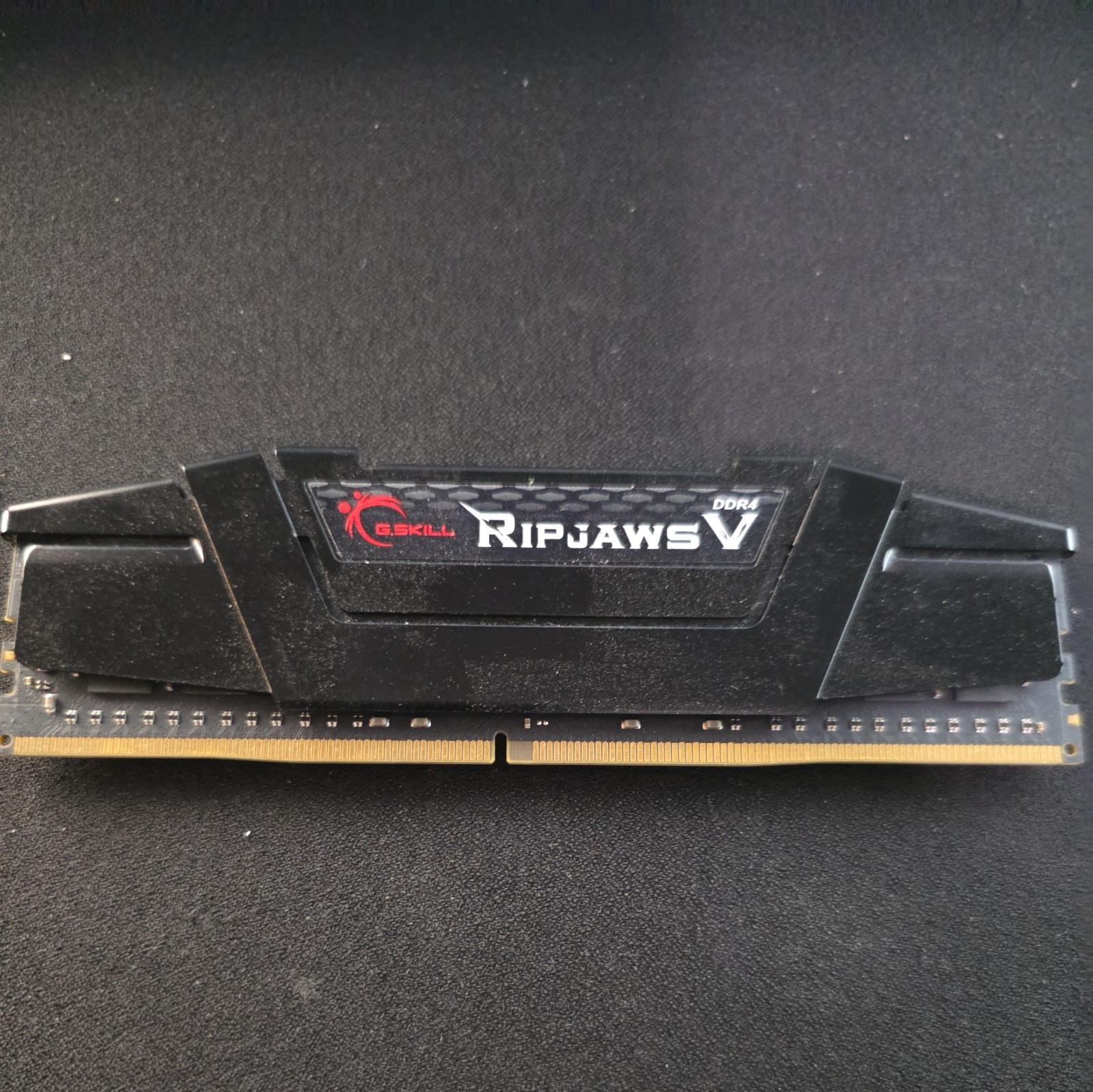 G.Skill RipJaws 16GB (1x16GB) RAM DDR4 3200MHz F4-3200C16S-16GVK G.Skill RipJaws 16GB (1x16GB) RAM DDR4 3200MHz F4-3200C16S-16GVK