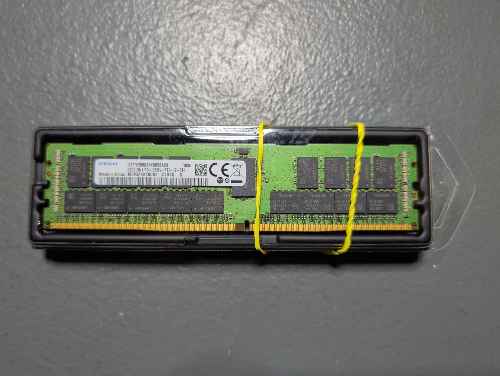 [Lot of 2] Samsung 32GB 2666 RDIMM DDR4 ECC 2Rx4 PC4-2666V M393A4K40CB2-CTD7Q