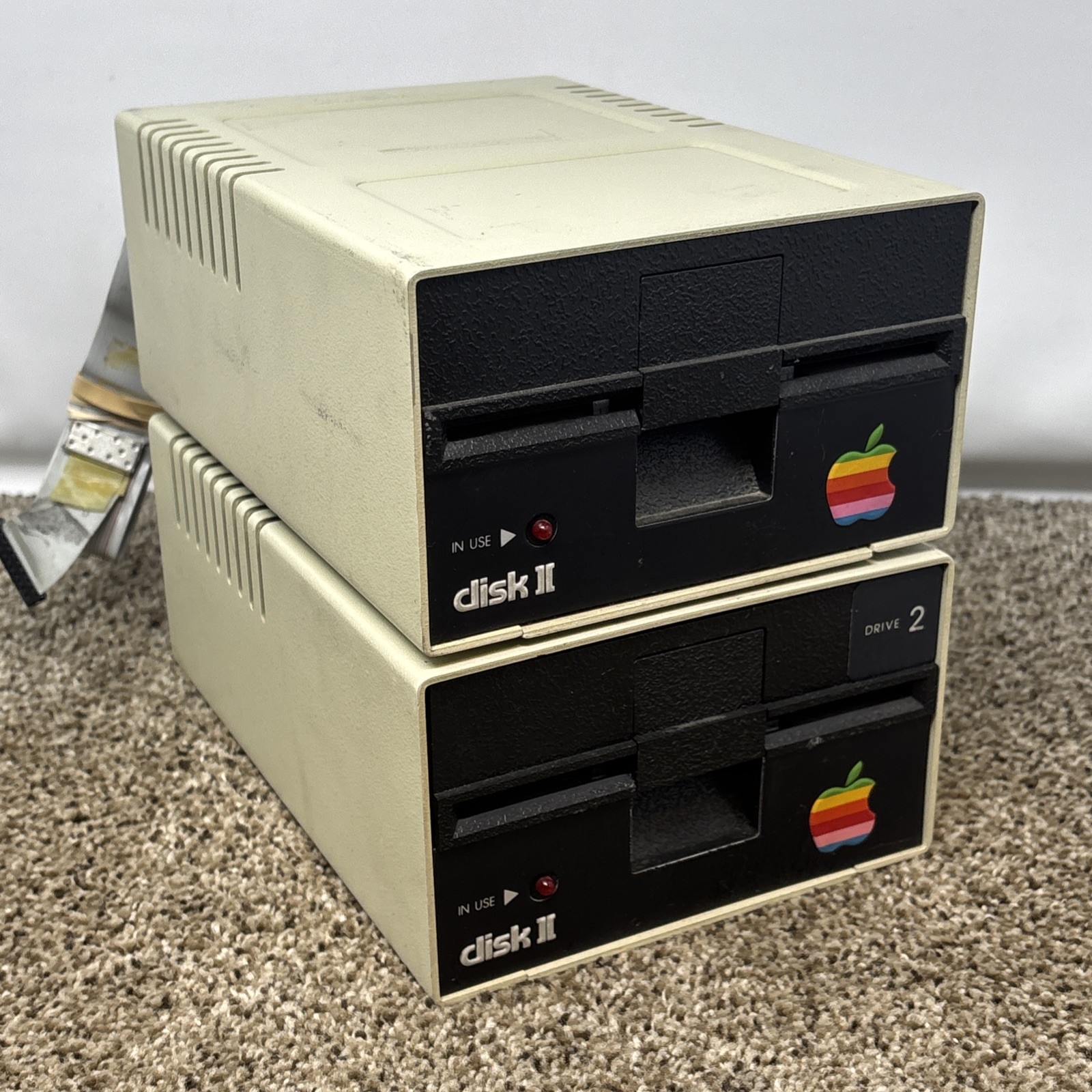 Vintage Apple Disc II Floppy Drive A2M0003 Lot Of 2 FOR PARTS OR REPAIR Vintage Apple Disc II Floppy Drive A2M0003 Lot Of 2 FOR PARTS OR REPAIR