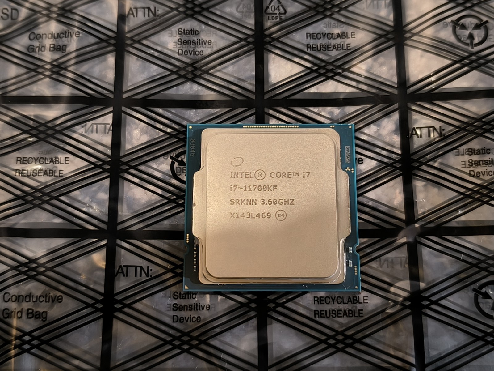 Intel Core i7-11700KF 3.60GHz 8 Core SRKNN 16 Thread LGA 1200 USED Intel Core i7-11700KF 3.60GHz 8 Core SRKNN 16 Thread LGA 1200 USED