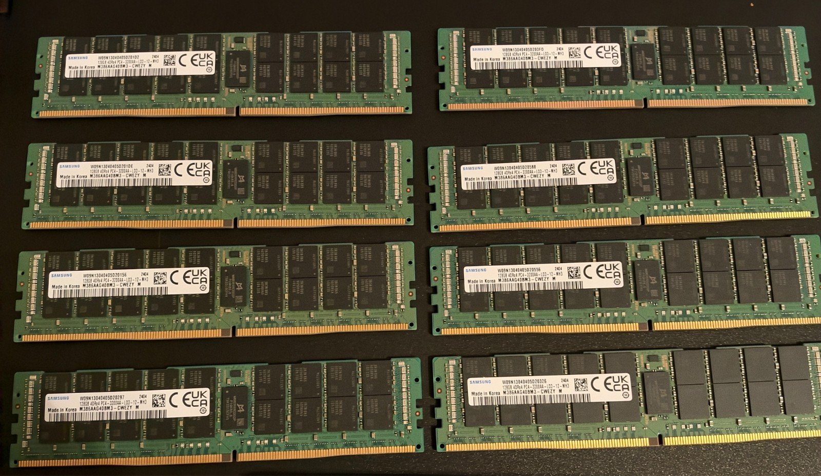 Samsung M386AAG40BM3-CWEZY 128GB DDR4-3200 ECC Server Memory