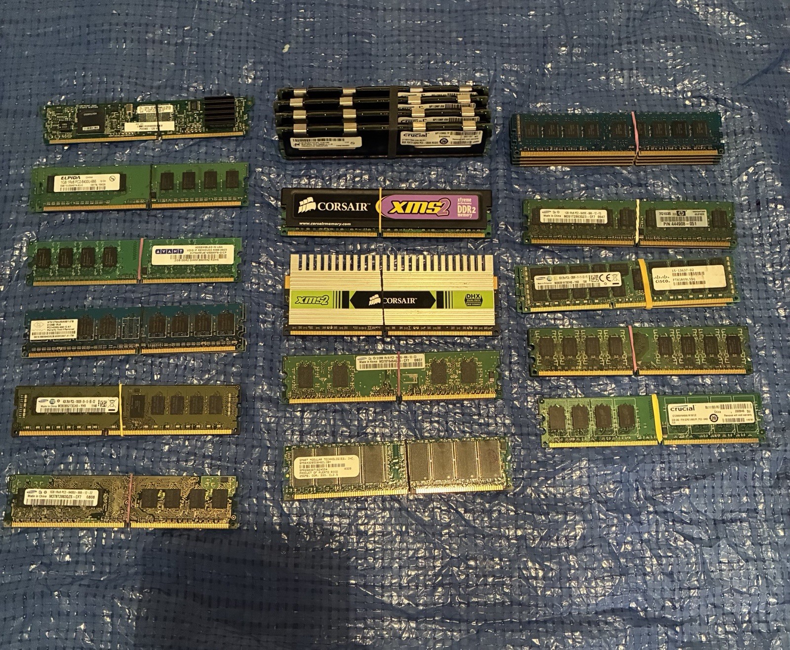 RAM LOT ddr1, ddr2, ddr3 server ram, vintage, Corsair & Crucial + others -