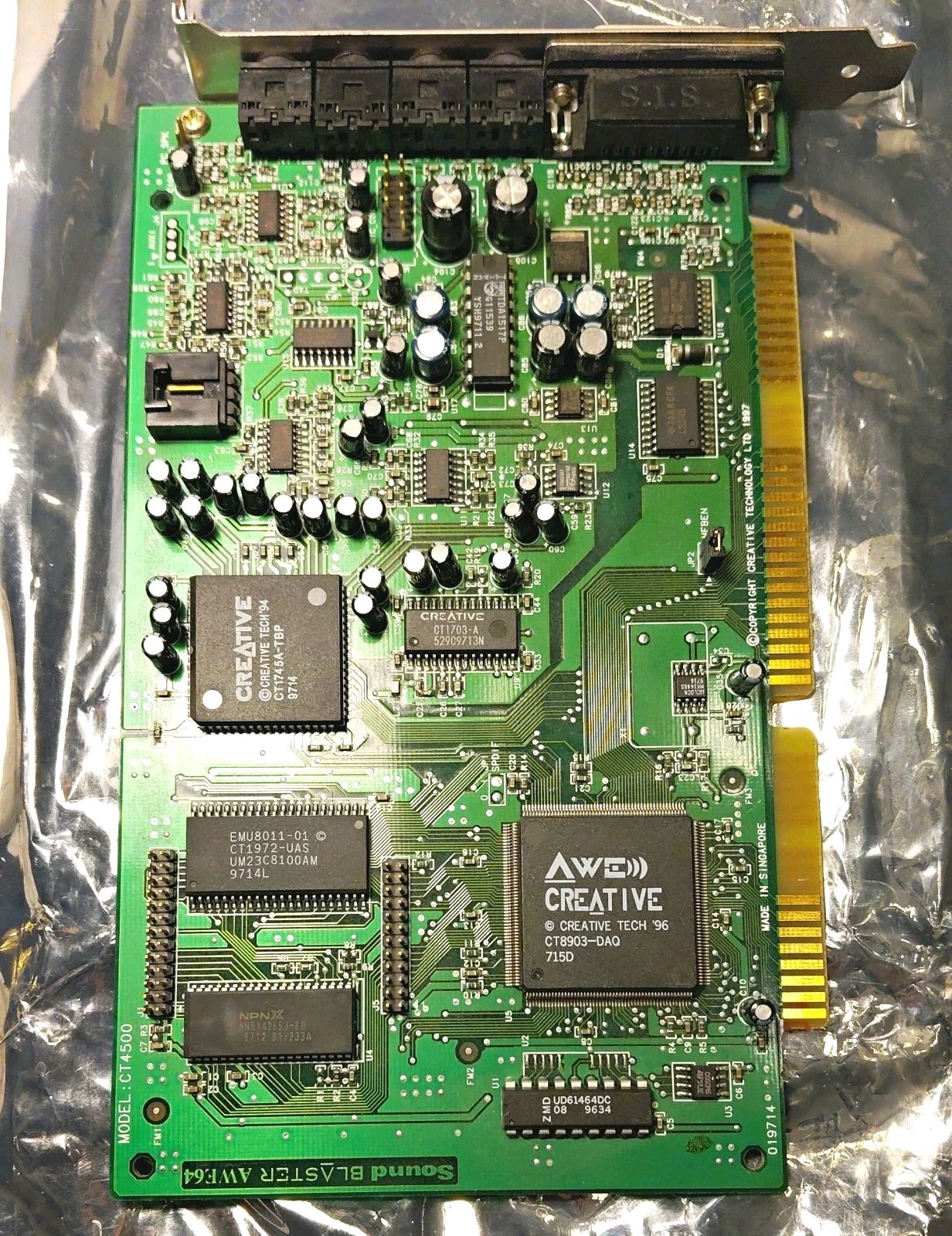 Creative Labs Sound Blaster AWE64 Value  CT4500 ISA Vintage Sound Card