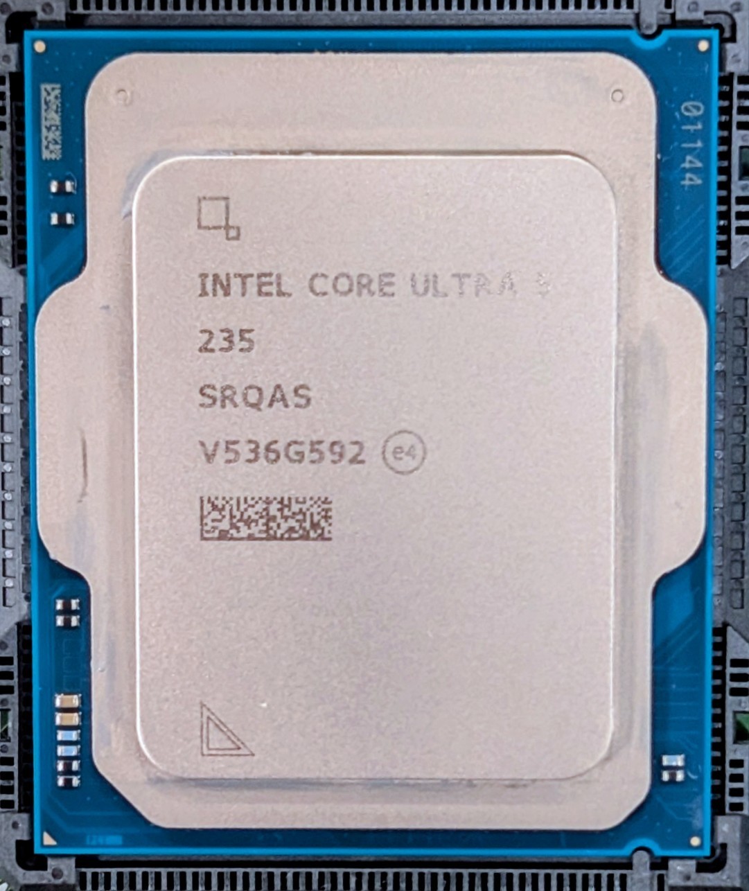 Intel Core Ultra 5 235 SRQAS 2.7GHz 14 Core Socket LGA 1851 Desktop Processor Intel Core Ultra 5 235 SRQAS 2.7GHz 14 Core Socket LGA 1851 Desktop Processor