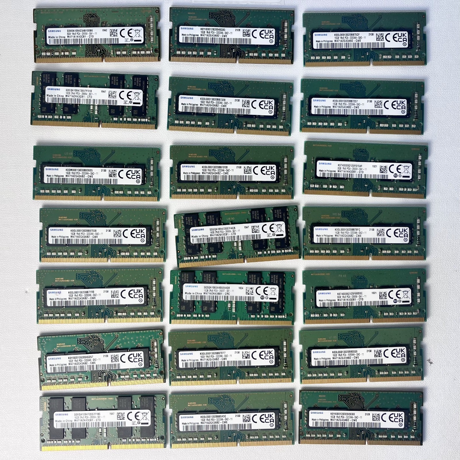 Samsung (21x16GB) 336GB 1Rx8 PC4-3200AA, PC4-2666V, PC4-2400T Laptop Memory DDR4 Samsung (21x16GB) 336GB 1Rx8 PC4-3200AA, PC4-2666V, PC4-2400T Laptop Memory DDR4
