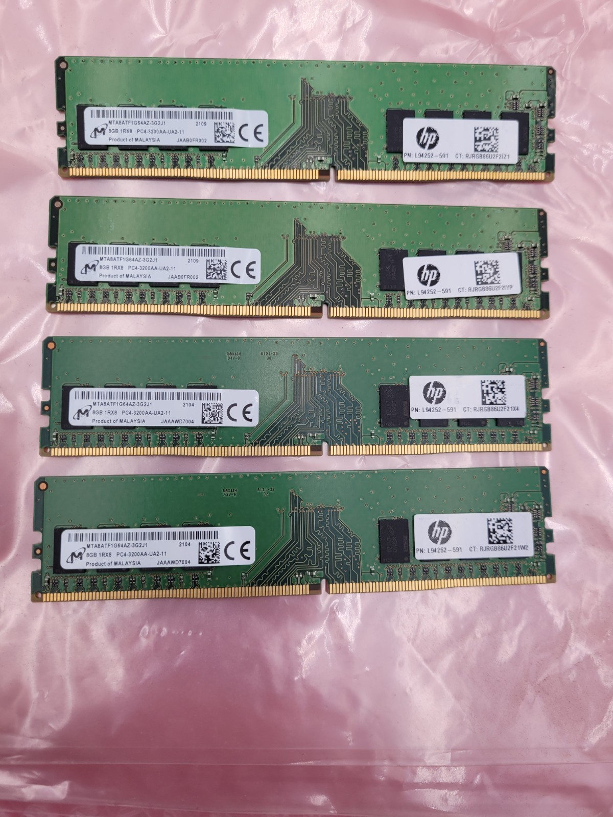 Micron 32GB (4x8GB) DDR4 PC4-3200 1Rx8 Desktop RAM MTA8ATF1G64AZ-3G2J1 Micron 32GB (4x8GB) DDR4 PC4-3200 1Rx8 Desktop RAM MTA8ATF1G64AZ-3G2J1