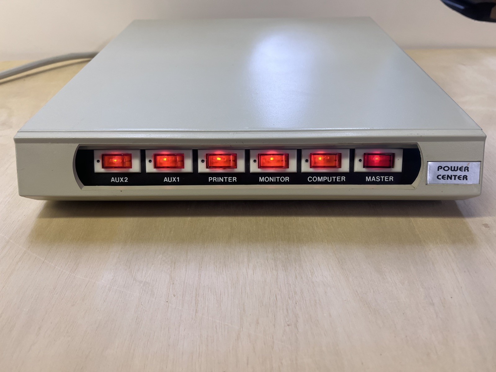 Vintage Power Tap SS-N-1 Computer Power Center Surge Suppressor TESTED WORKING Vintage Power Tap SS-N-1 Computer Power Center Surge Suppressor TESTED WORKING