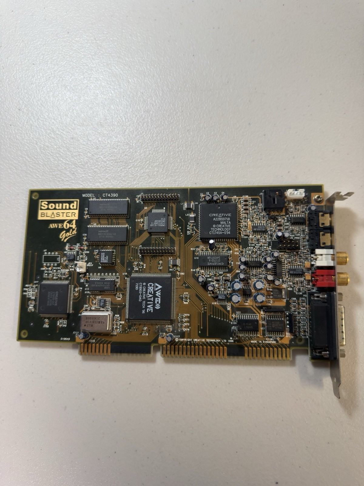 Vintage Creative Sound Blaster AWE64 Gold CT4390 ISA Sound Card - UNTESTED Vintage Creative Sound Blaster AWE64 Gold CT4390 ISA Sound Card - UNTESTED