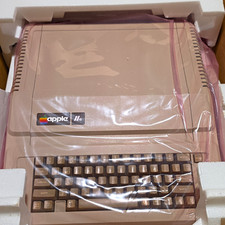 ORIGINAL PACKAGING  Apple IIe Vintage Home Computer Classic Apple IIe Model picture