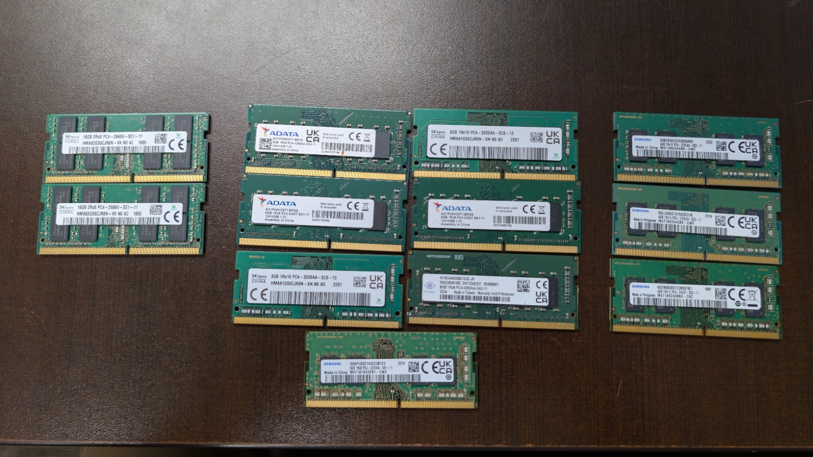 Assorted Laptop DDR4 Ram 12 Pieces. 2x 16gb, 7x 8gb, 3x 4gb.