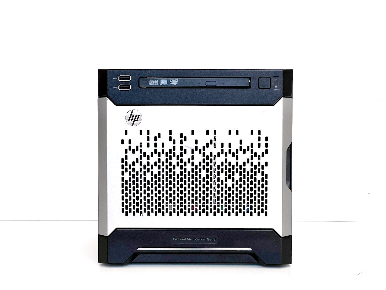 Maxed HP MicroServer Gen8 3.5GHz Xeon E3-1270 V2 16GB RAM 40TB RAID 1TB SSD NAS