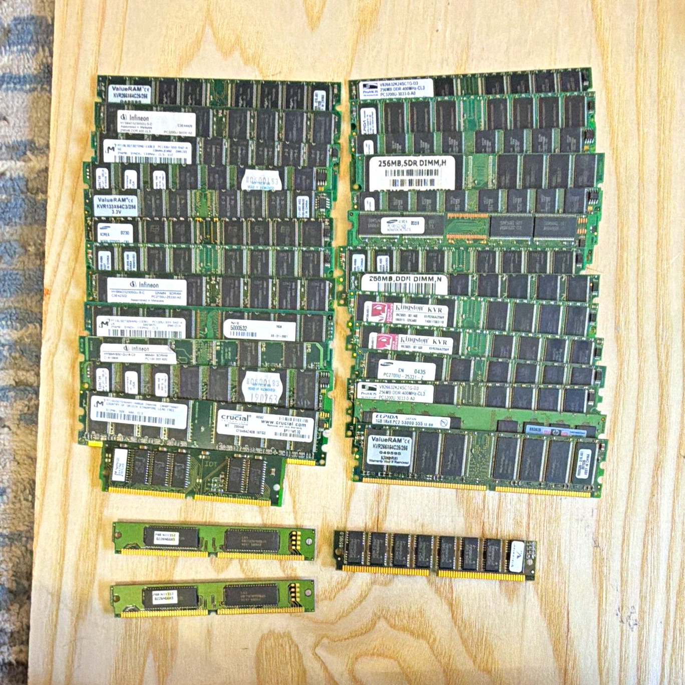 Vintage Computer RAM Lot #30 total Modules Mixed Brands and Speeds. See Details