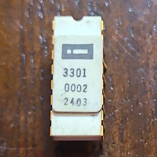 Early Intel 3301 White Cap Vintage Ceramic chip - ALL LEGS INTACT (BO) picture