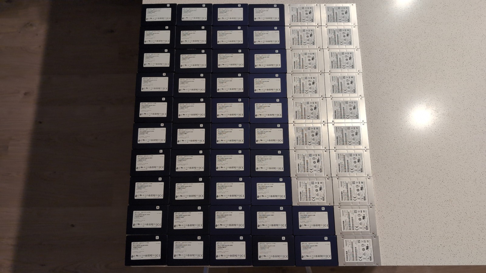 LOT x60 SATA SSD enterprise flash 100TB (MTFDDAK960TDC,MTFDDAK1T9TDC,THNSN81Q) LOT x60 SATA SSD enterprise flash 100TB (MTFDDAK960TDC,MTFDDAK1T9TDC,THNSN81Q)