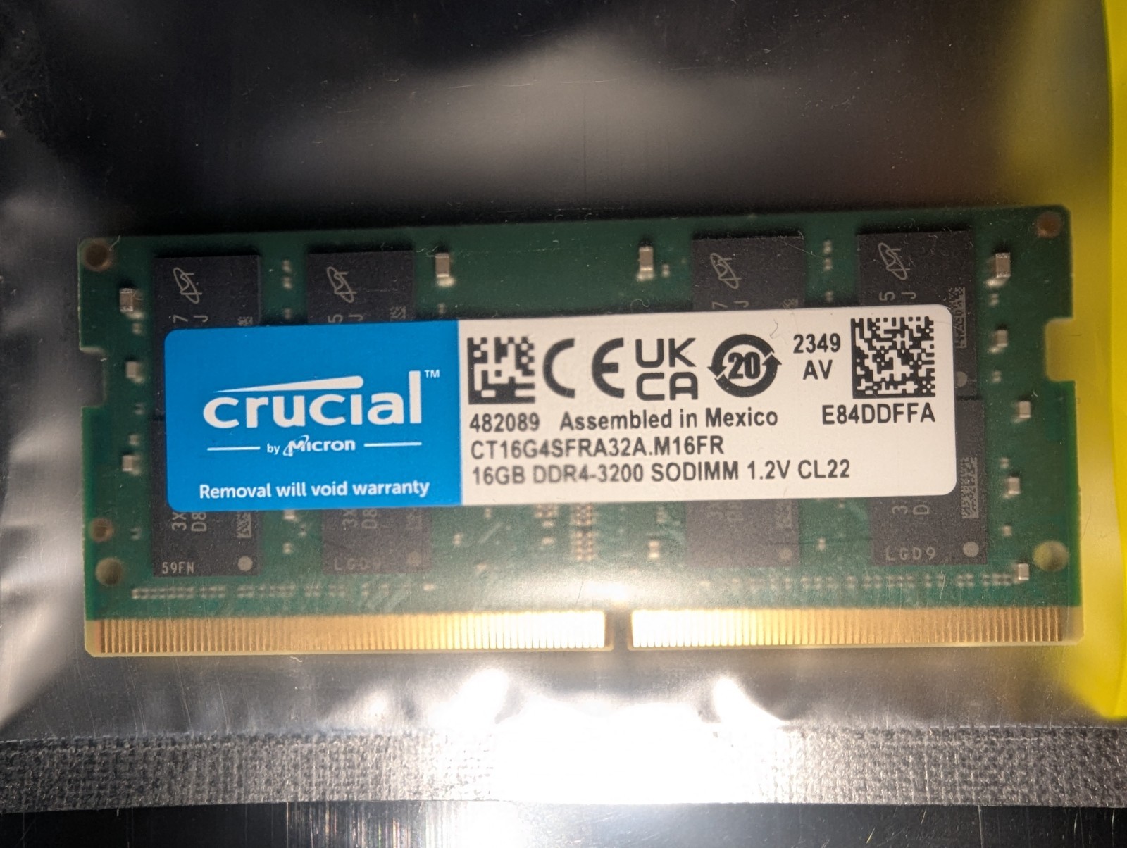 Crucial 16GB PC4-25600 (DDR4-3200) Memory (CT16G4SFRA32A) Crucial 16GB PC4-25600 (DDR4-3200) Memory (CT16G4SFRA32A)