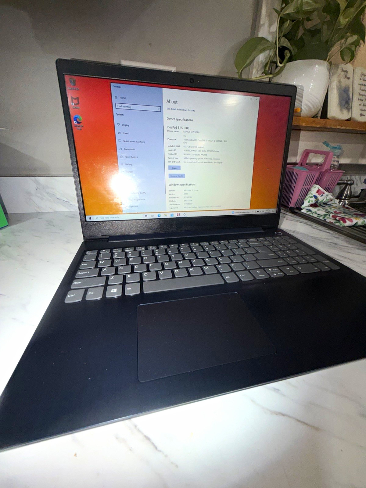 Lenovo IdeaPad 3 15ITL05 15.6in i3 11th Gen 4GB 256GB SSD Win10 Black
