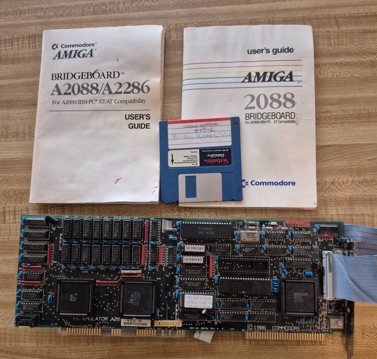 Commodore A2088XT Bridgeboard PC Emulator AMIGA 2000 2000HD 2500 3000 & Manuals Commodore A2088XT Bridgeboard PC Emulator AMIGA 2000 2000HD 2500 3000 & Manuals