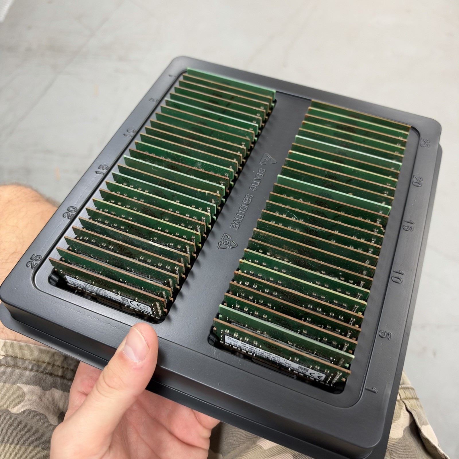 Lot Of 50 8GB DDR4 RAM SO-DIMM Laptop Memory 2666V *FROM SCRAP* READ Lot Of 50 8GB DDR4 RAM SO-DIMM Laptop Memory 2666V *FROM SCRAP* READ