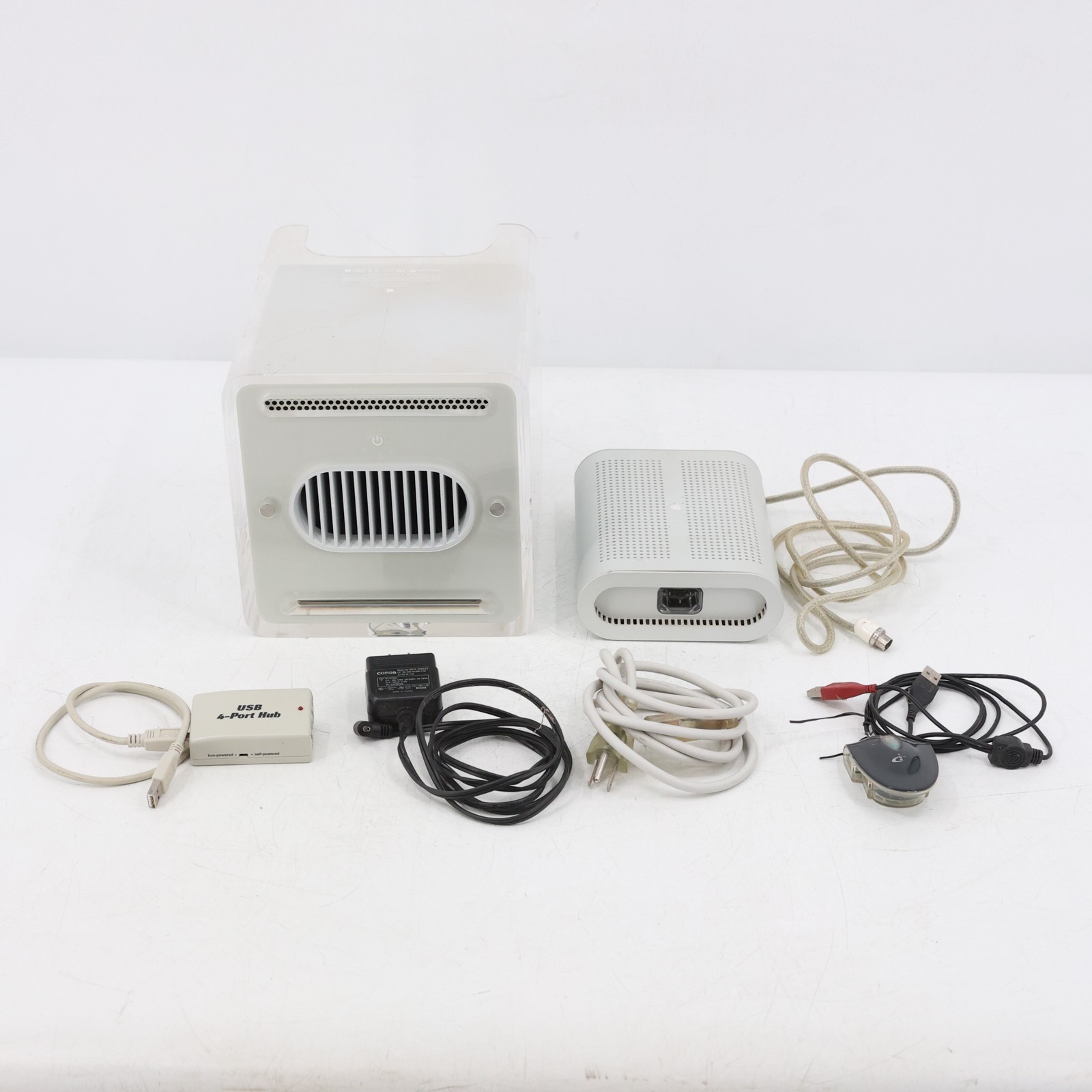 Vintage Apple Power Mac G4 Cube M7886 2000 450MHz 128MB RAM 20GB HD