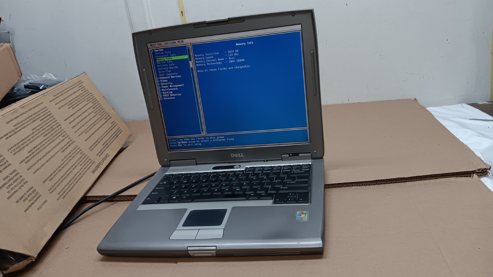Vintage Dell Latitude D510 Laptop Intel PM @ 1.60 GHz, 1 GB Ram 14\