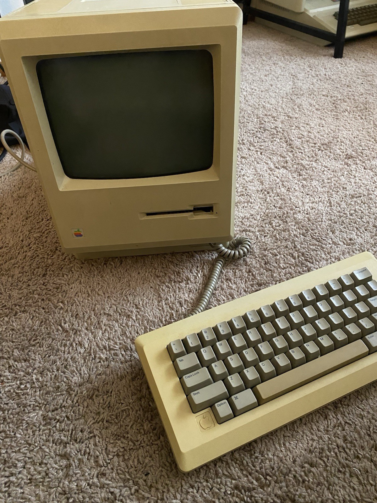 Apple Macintosh 128k Desktop computer. Upgraded to 512k Apple Macintosh 128k Desktop computer. Upgraded to 512k