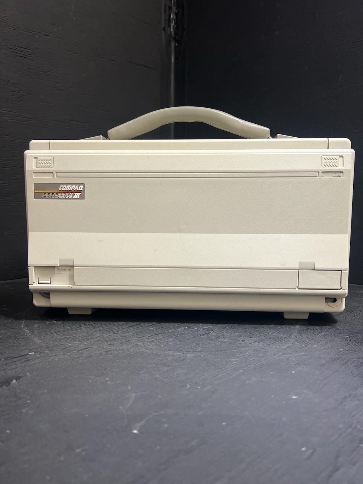 Vintage Compaq Portable 2660 Portable Computer Powers On w/ Bag 