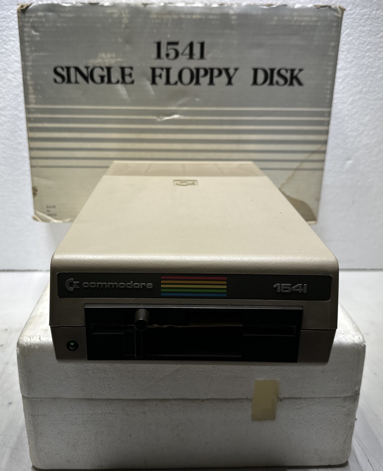 Commodore 1541 Floppy Disk Drive 5.25\ Commodore 1541 Floppy Disk Drive 5.25\