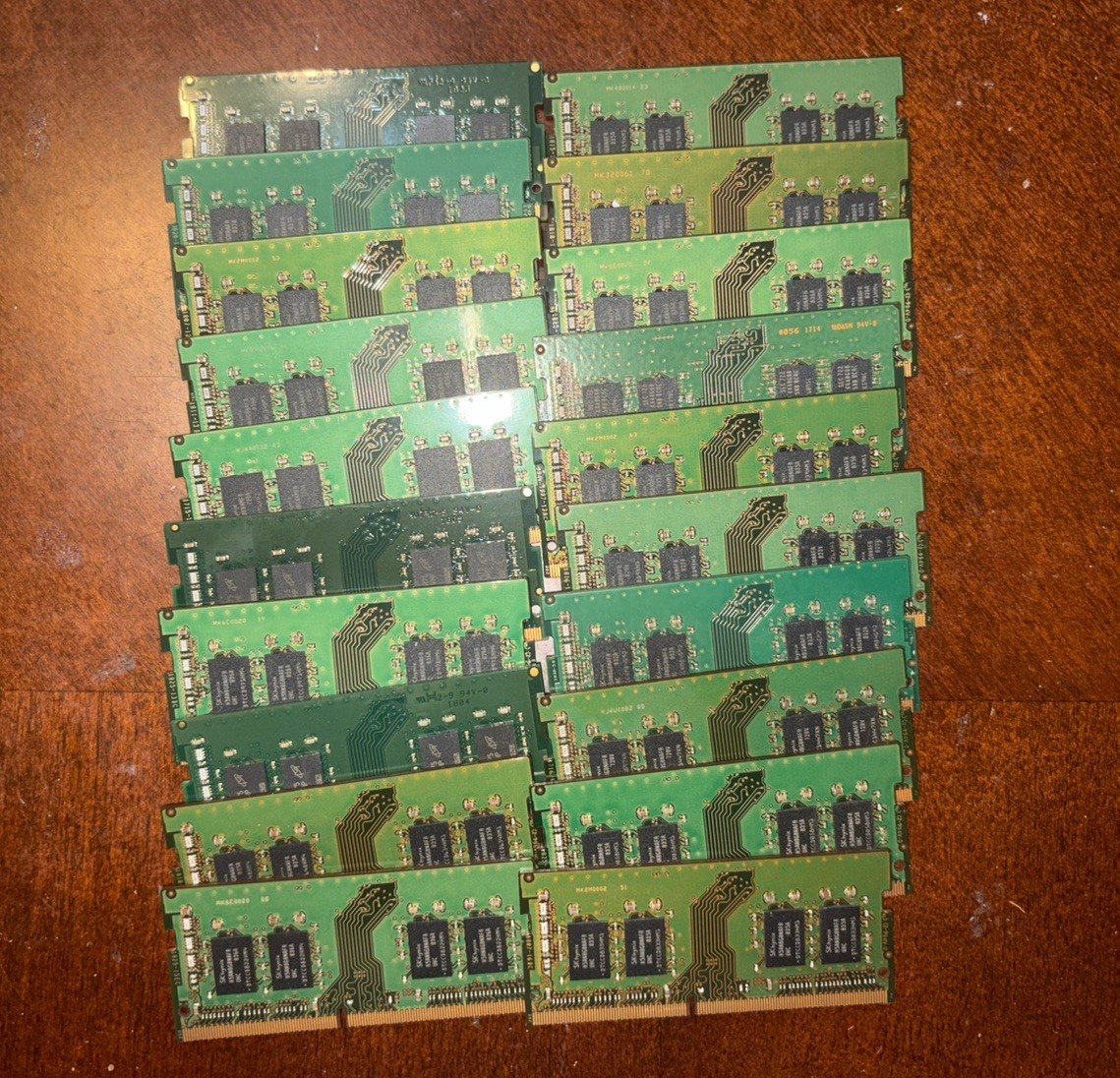 Mixed Lot of 20 8GB 1Rx8 PC4-2666V-SA2-11 DDR4 2666MHz SODIMM RAM Laptop Memory Mixed Lot of 20 8GB 1Rx8 PC4-2666V-SA2-11 DDR4 2666MHz SODIMM RAM Laptop Memory