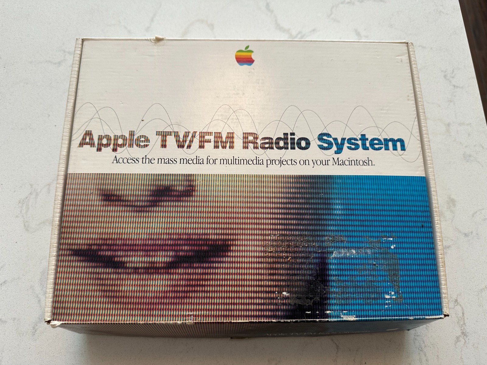 Rare Vintage Apple TV/FM Radio System In Box w Remote For Mac M4586LL/A