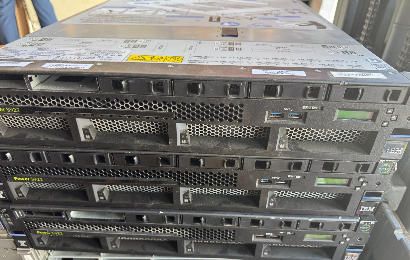 IBM Power S922 9009-22A Power9 DDR4 10GbE 6X SFF Barebone Server IBM Power S922 9009-22A Power9 DDR4 10GbE 6X SFF Barebone Server