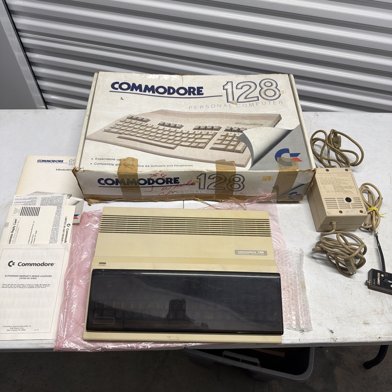 Commodore 128 In Box Untested system guide and Power Cable Commodore 128 In Box Untested system guide and Power Cable