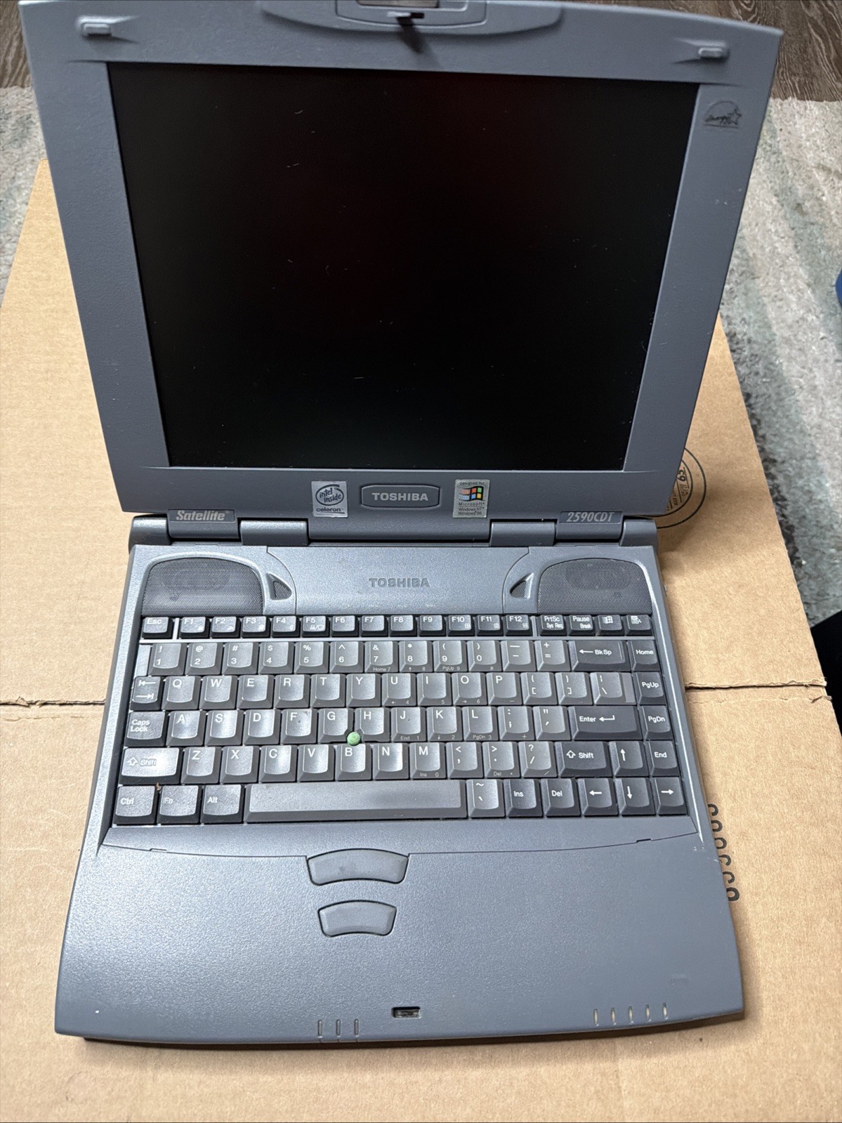 Vintage Toshiba Satellite 2590 CDT Intel Celeron 98 No Power Cords included