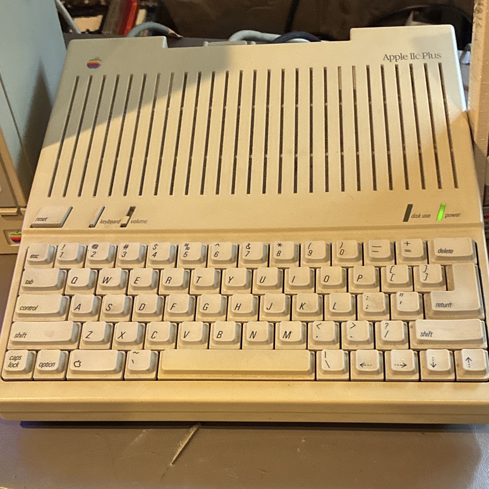 Apple IIc Plus Vintage Home Computer Model Apple IIc Plus MPN A2S4500