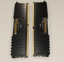 Corsair Vengeance LPX 16GB (2x8GB) DDR4-3000 DIMM Non-ECC CMK16GX4M2B3000C15 picture