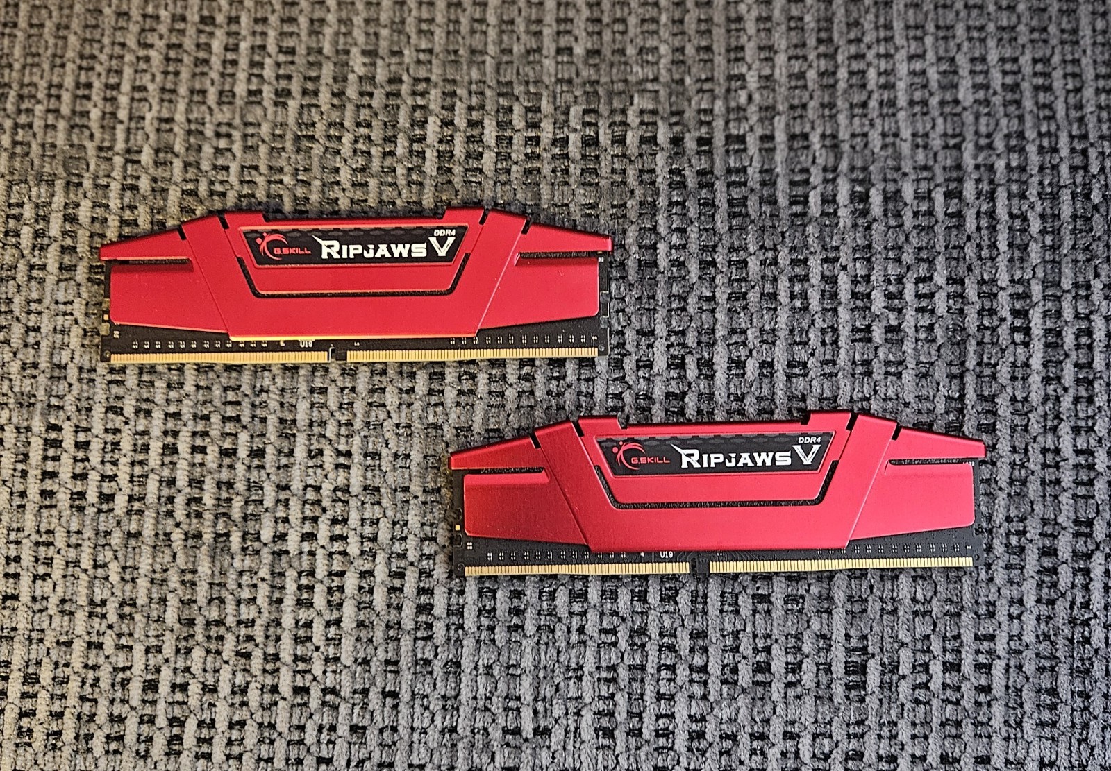 G.SKILL Ripjaws 4 16GB (2x8GB) DDR4-2133 PC4-17000 DIMM F4-2133C15D-16GVR G.SKILL Ripjaws 4 16GB (2x8GB) DDR4-2133 PC4-17000 DIMM F4-2133C15D-16GVR