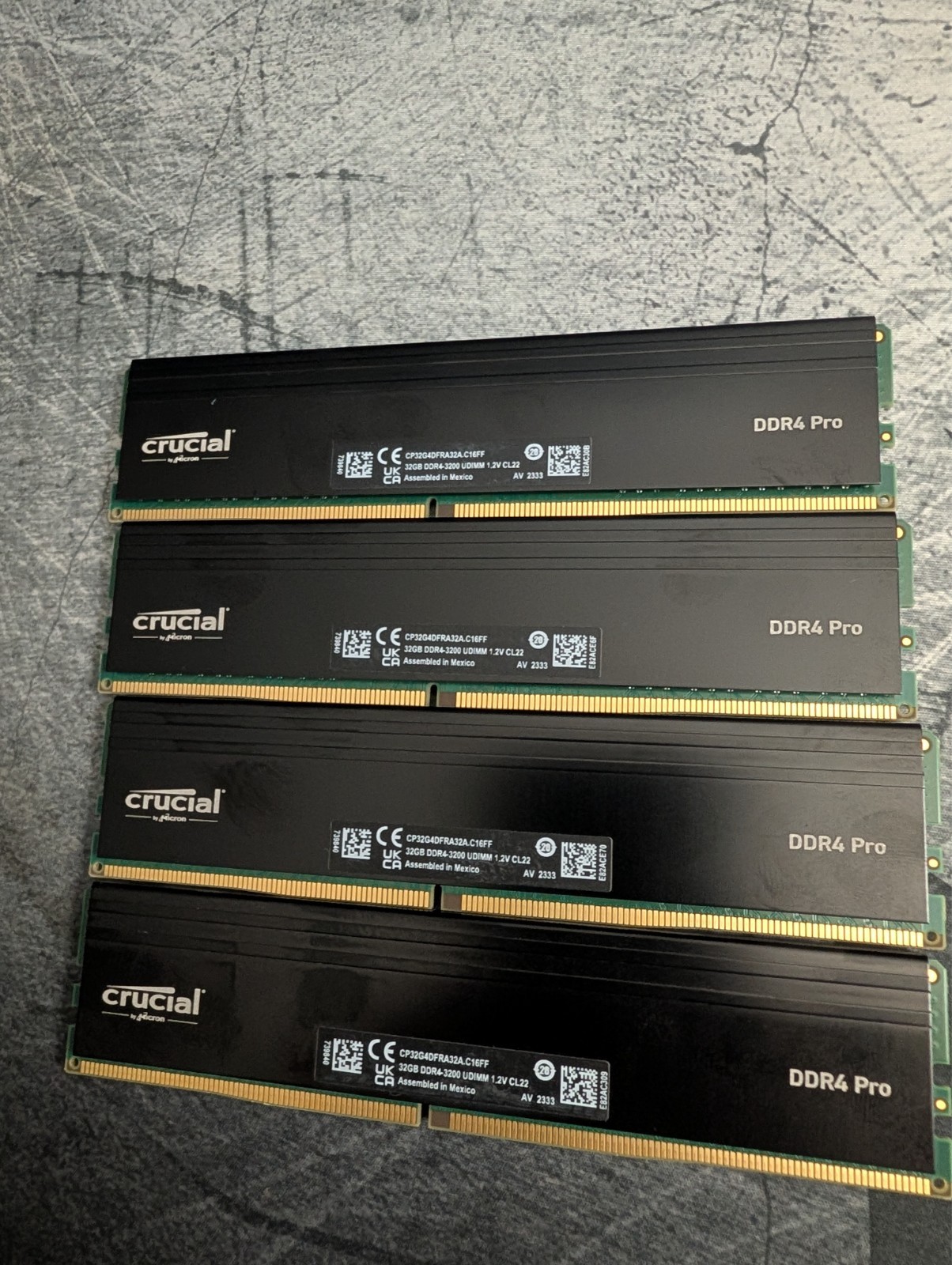 Crucial Pro 128 gb ddr4 ram 3200 mhz - pulled from a working system 32x4 Crucial Pro 128 gb ddr4 ram 3200 mhz - pulled from a working system 32x4