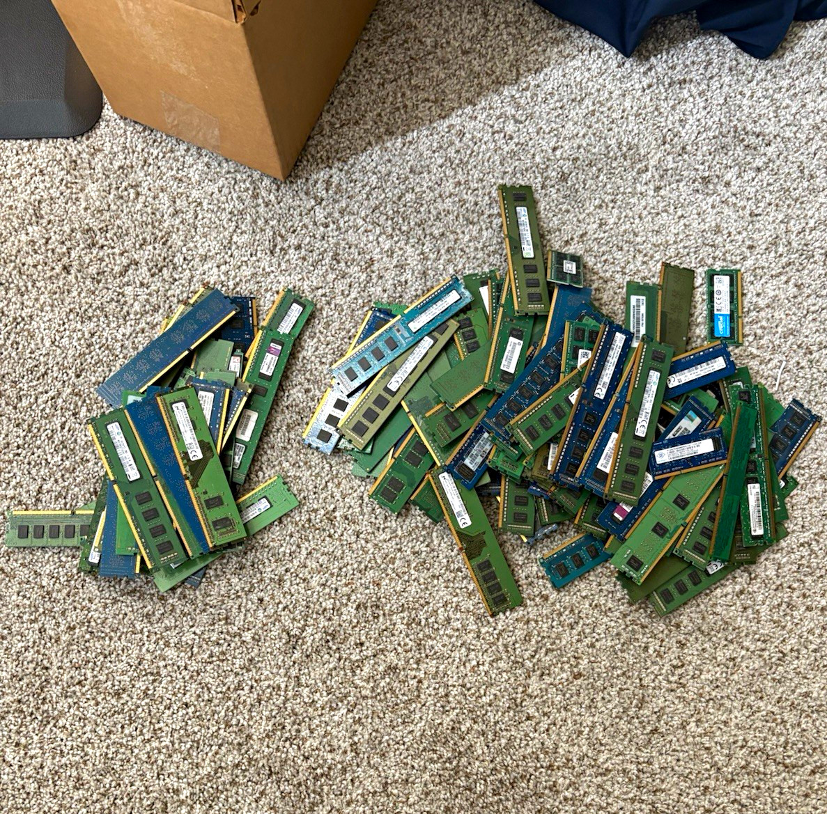 100 Desktop RAM Memory 14 8gb rams 3 1g rams 59 4gb rams and 24 2gb