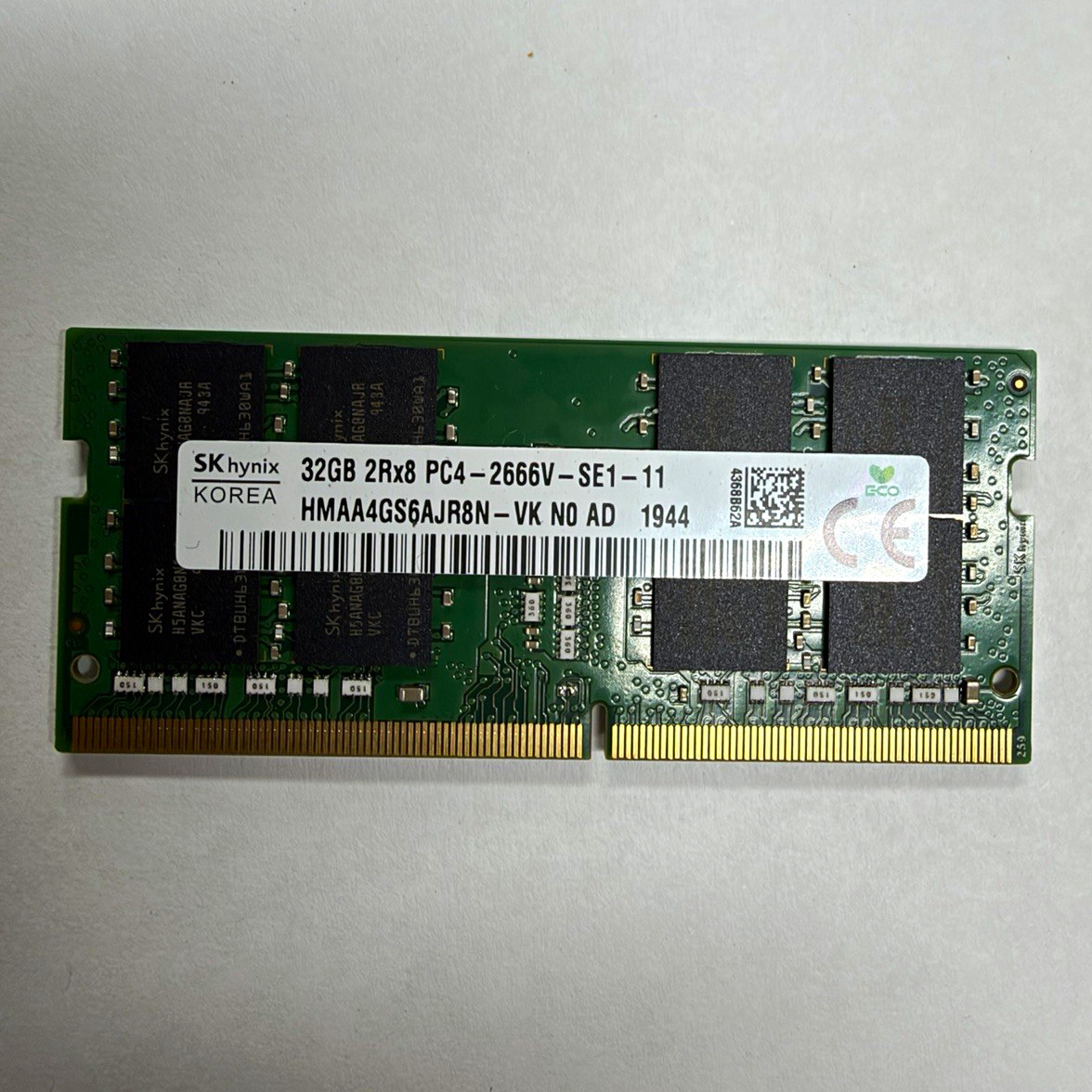 SK hynix 32GB DDR4 SO-DIMM 260-Pin PC4-2666V 2Rx8 RAM HMAA4GS6AJR8N-VK