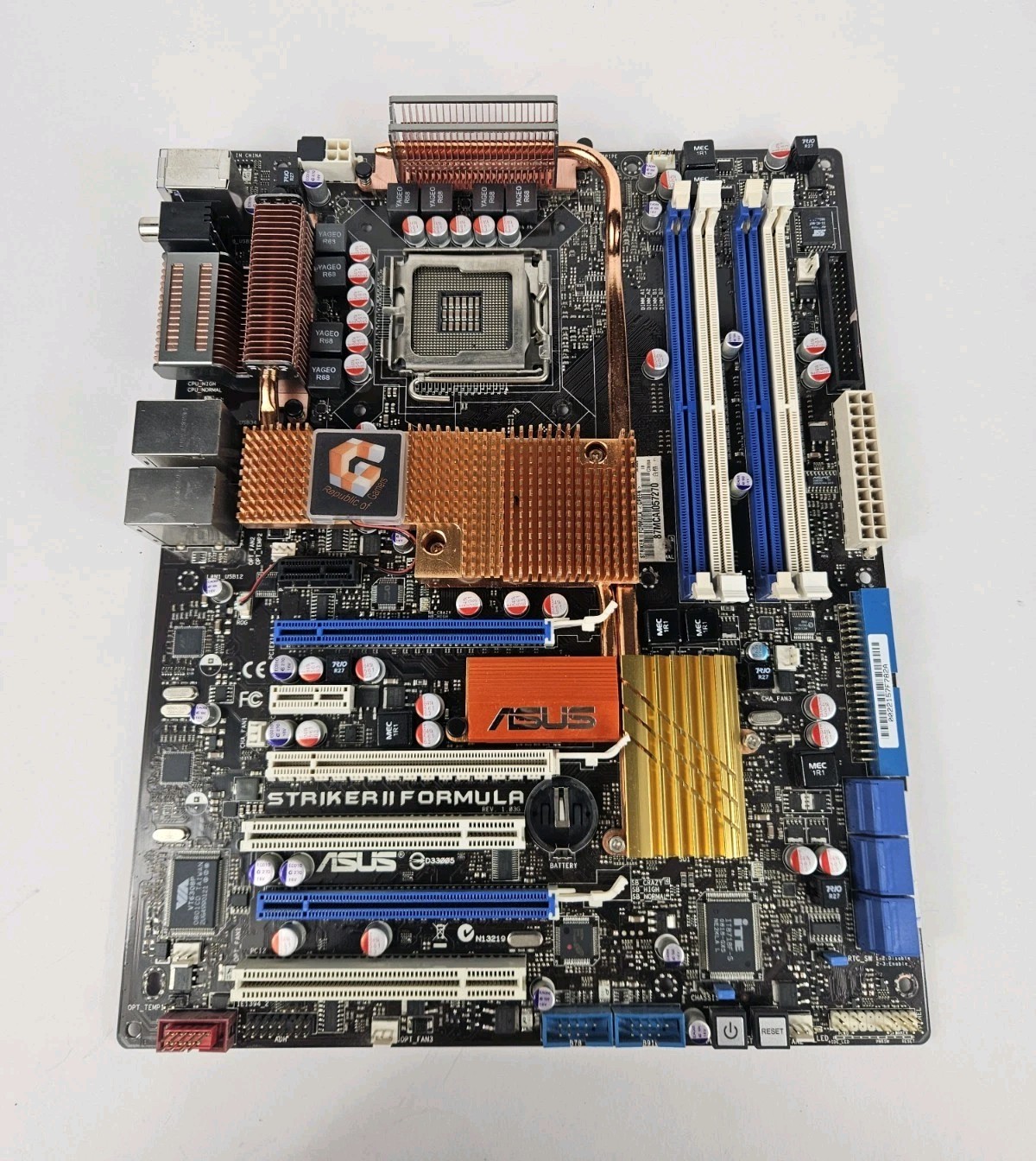 ASUS Striker II Formula Motherboard With SupremeFX II Included ASUS Striker II Formula Motherboard With SupremeFX II Included
