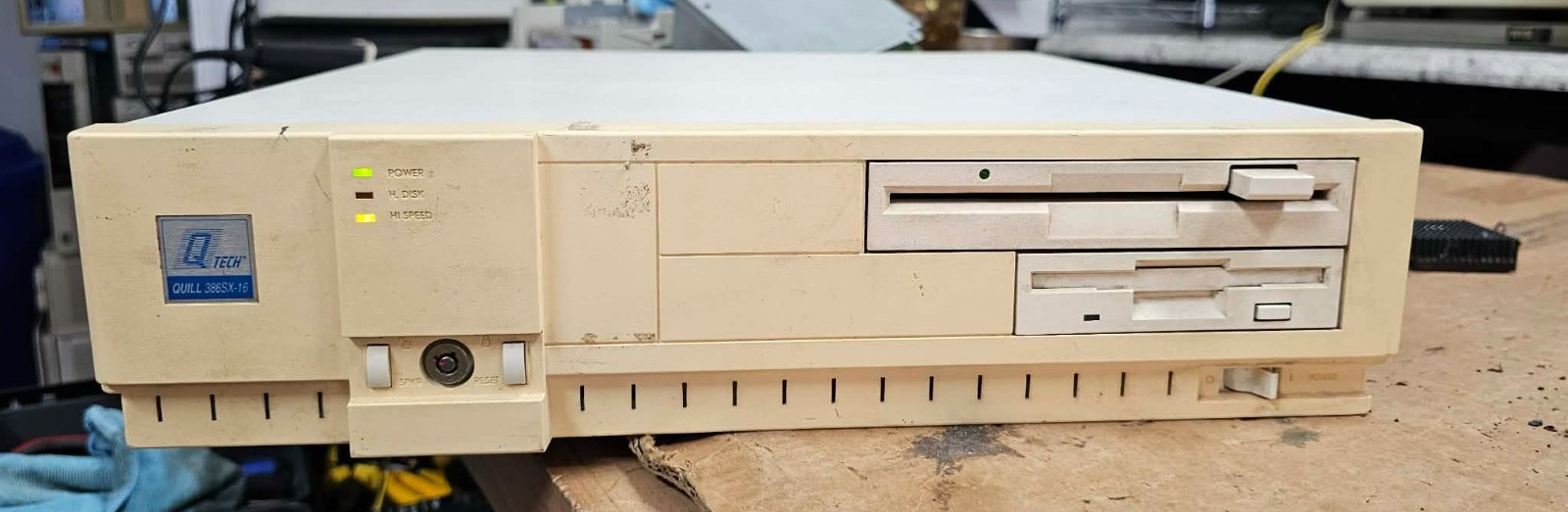 Vintage Quill 386SX-16 16MHz Desktop Computer 80386SX DOS PC Rare QTEC System Vintage Quill 386SX-16 16MHz Desktop Computer 80386SX DOS PC Rare QTEC System