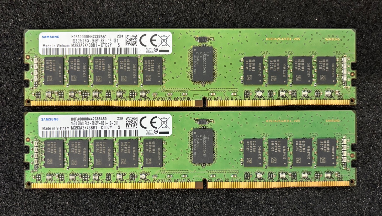 Samsung 32GB(2x16GB) 2Rx8 PC4-2666V-RE1-12 RDIMM Server RAM M393A2K43BB1-CTD7Y