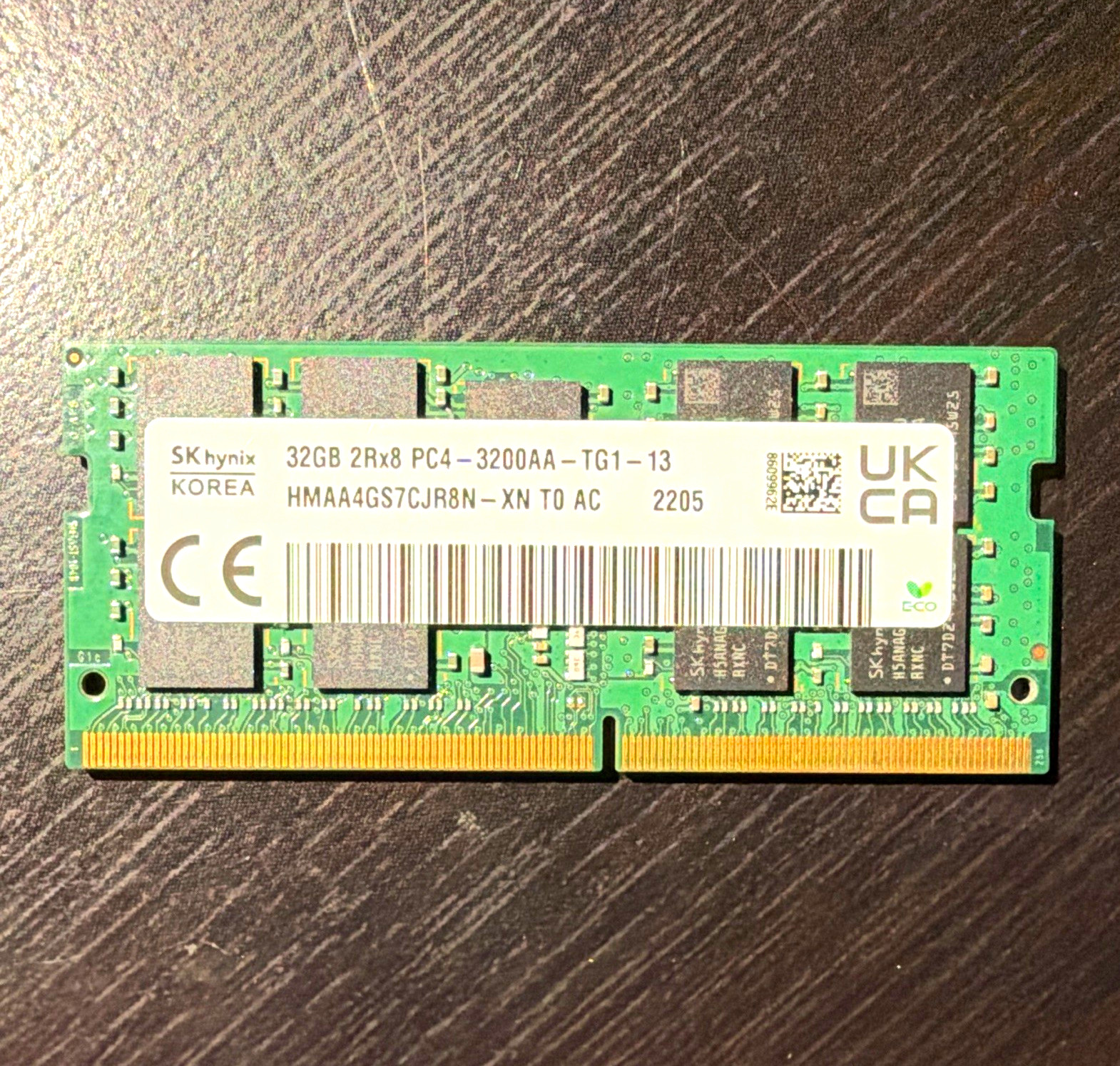 SK hynix 32GB DDR4 SO-DIMM 260-Pin PC4-3200AA 2Rx8 RAM HMAA4GS7CJR8N-XN SK hynix 32GB DDR4 SO-DIMM 260-Pin PC4-3200AA 2Rx8 RAM HMAA4GS7CJR8N-XN