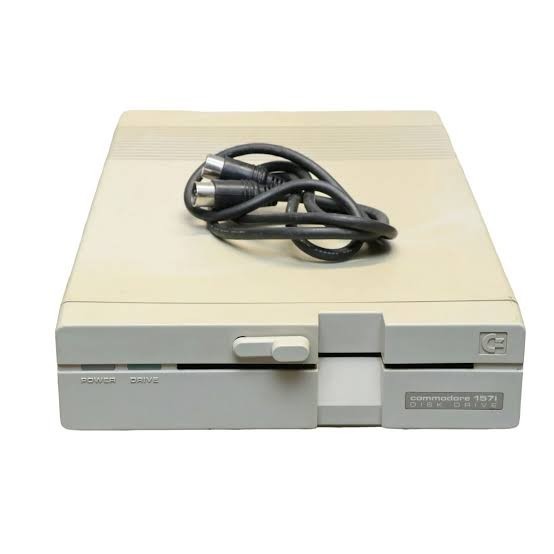 Vintage Commodore 1571 Floppy Disk Drive UNTESTED AS IS - Powers On