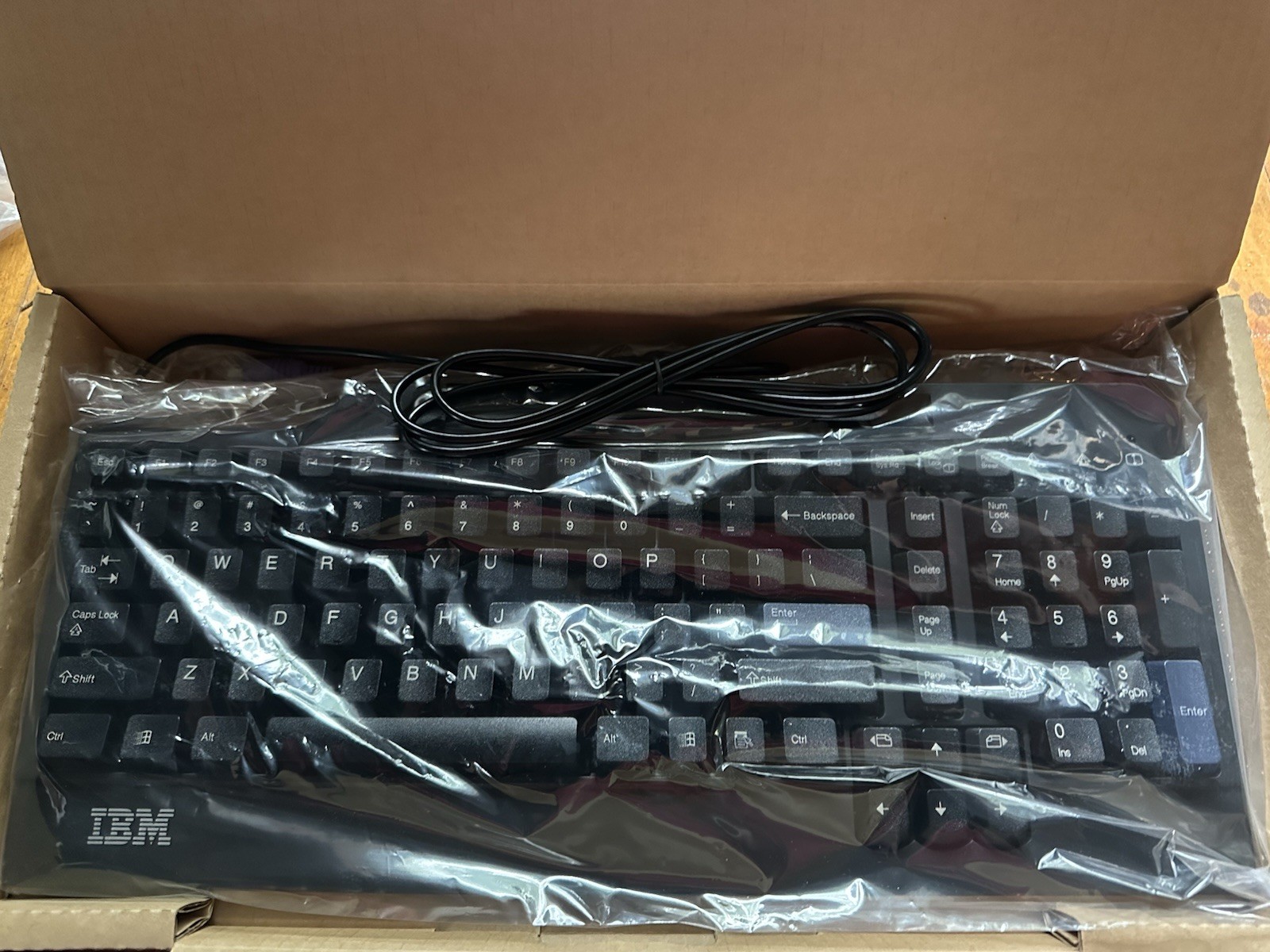 IBM SK-8811 32P5000 PS/2 Keyboard NOS Vintage Black OEM Original Box IBM SK-8811 32P5000 PS/2 Keyboard NOS Vintage Black OEM Original Box
