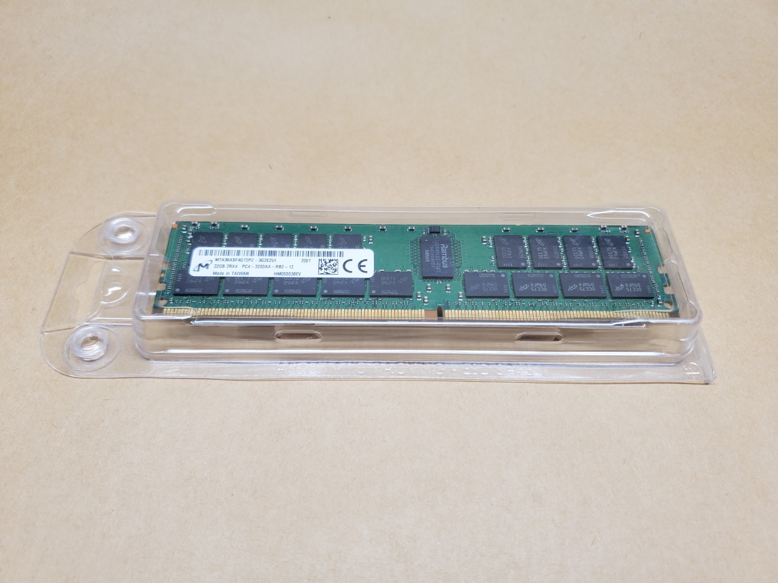 32GB Micron MTA36ASF4G72PZ-3G2E2UI PC4-3200AA-RB2-12 DDR4 Server Memory | Tested