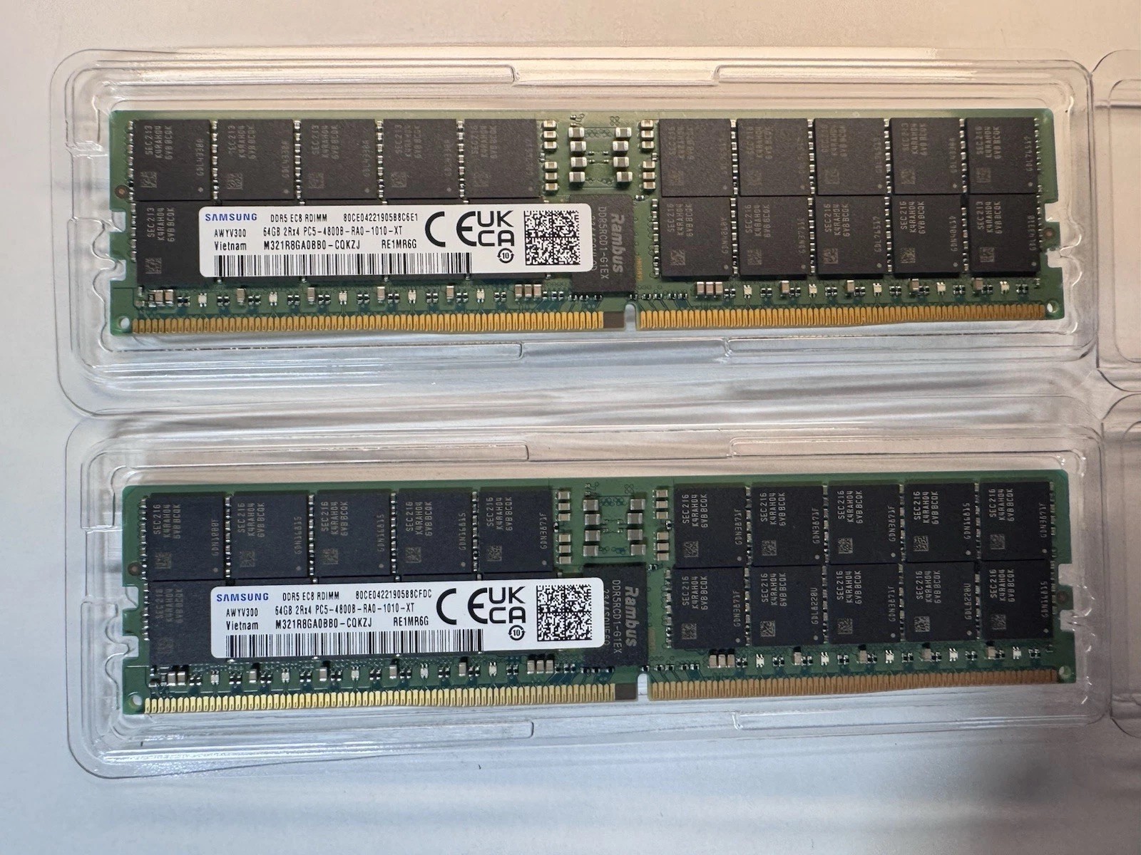 SAMSUNG 64GB 2RX4 PC5-38400 DDR5-4800 SERVER MEMORY (M321R8GA0BB0-CQKZJ) SAMSUNG 64GB 2RX4 PC5-38400 DDR5-4800 SERVER MEMORY (M321R8GA0BB0-CQKZJ)