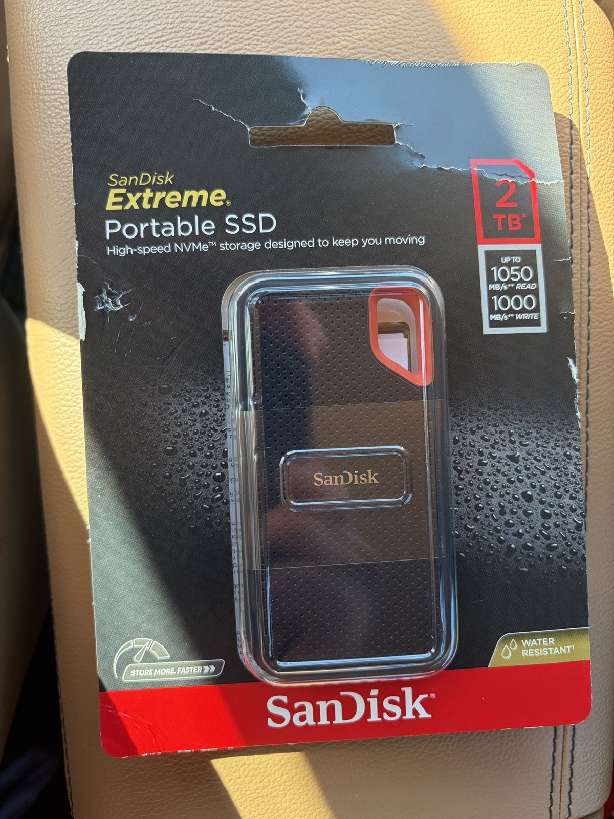SanDisk Extreme 2TB Portable External SSD - POO1***BRAND NEW***