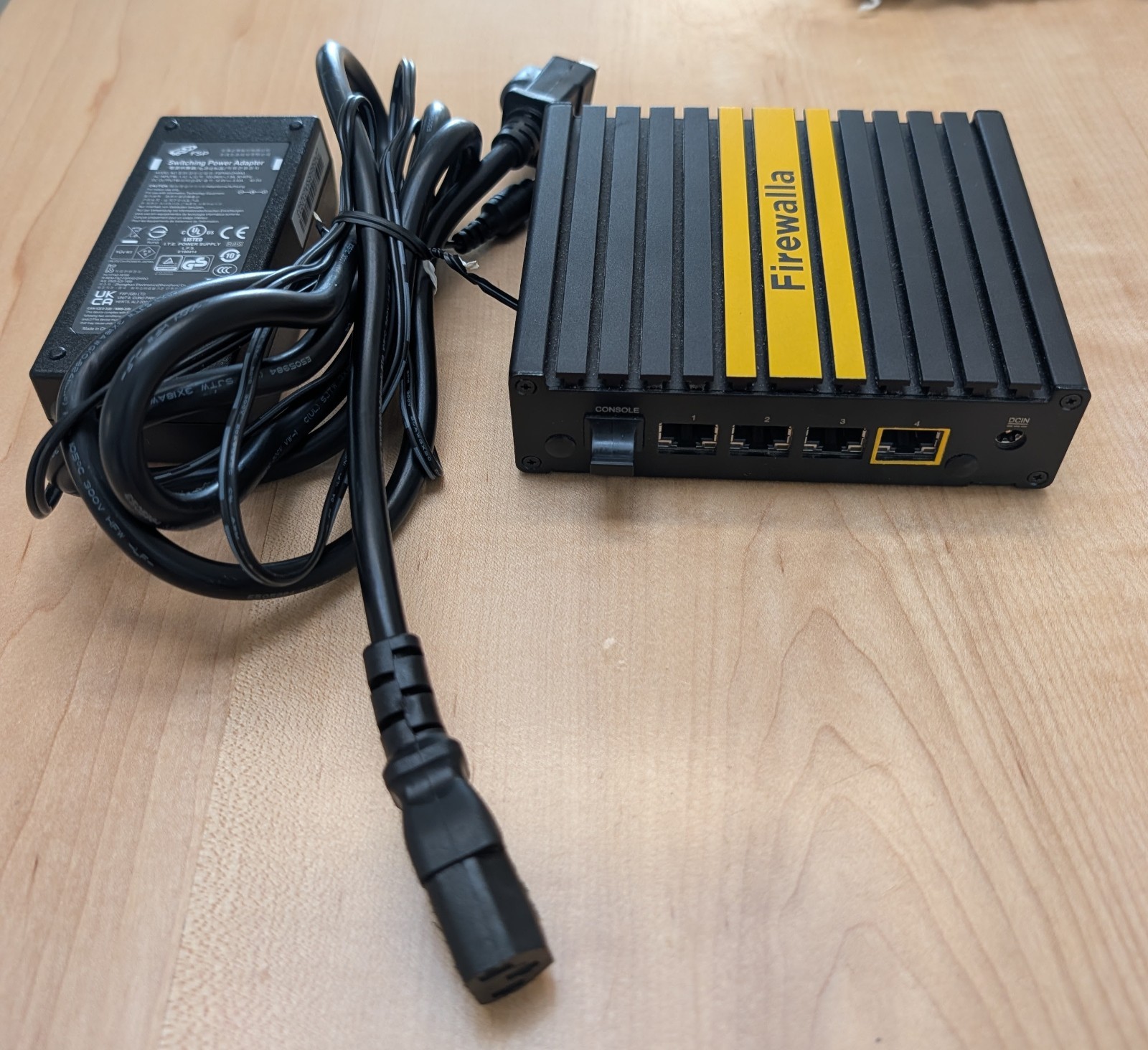 Firewalla Gold firewall router - excellent condition