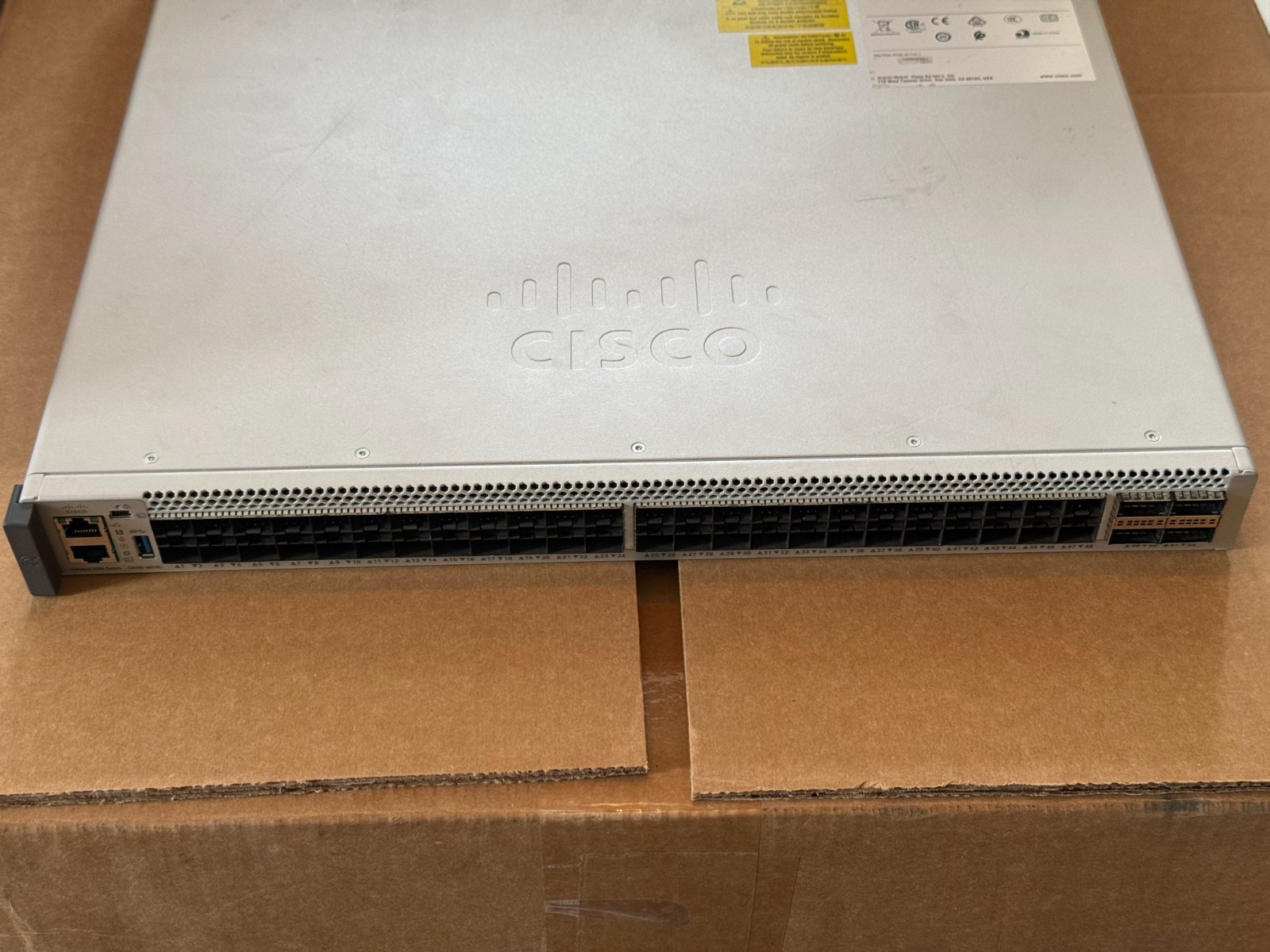 Cisco Catalyst C9500-48Y4C-A 48 Port 25 Gigabit SFP28 Switch READ DESC.