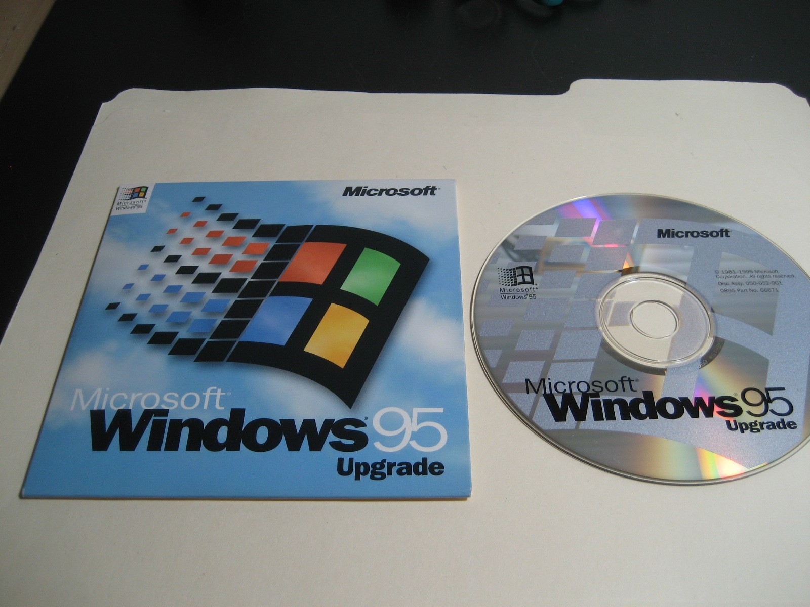Vintage Microsoft Windows 95 Operating System Upgrade CD-ROM With CD Key Vintage Microsoft Windows 95 Operating System Upgrade CD-ROM With CD Key